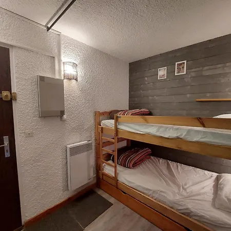 4 Pers, Au Pied Des Pistes Avec Balcon - Fr-1-516-81 * Les Deux Alpes