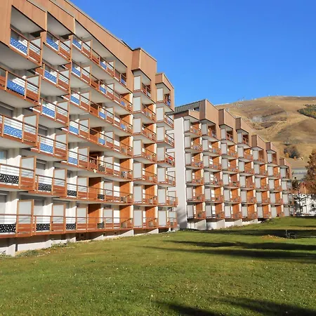 4 Pers, Au Pied Des Pistes Avec Balcon - Fr-1-516-81 * Les Deux Alpes