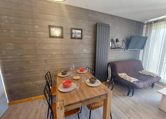 4 Pers, Au Pied Des Pistes Avec Balcon - Fr-1-516-81 Daire *